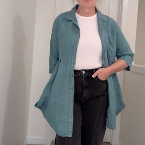 Click 100% Green Linen Blouse with Ballon Pockets, Empire Waist and 3/4 Sleeves